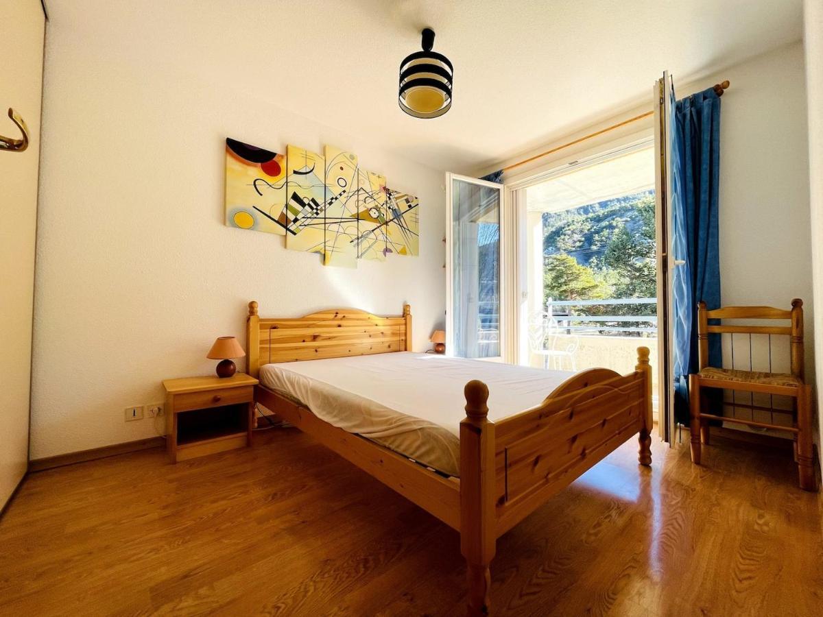 Appartement Lumineux Proche Plage Et Parking Savines Exterior photo